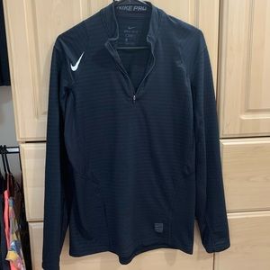 Nike Dri-fit Pullover